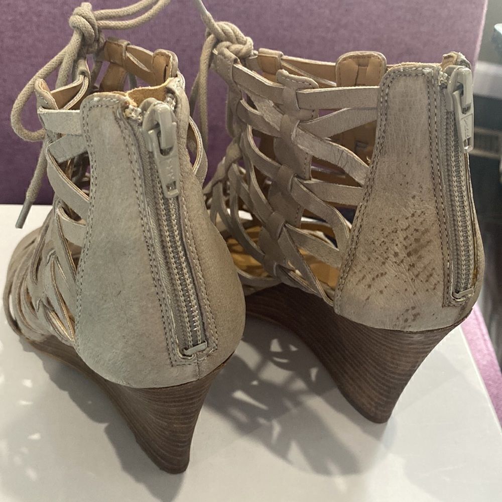 Nine West sandals    - Picture 3 of 7